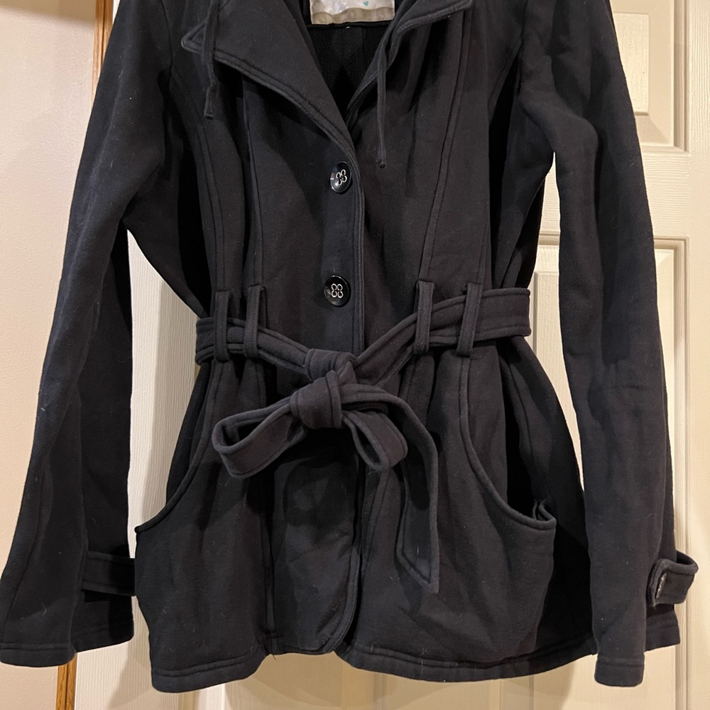 Rare: Unique trench-coat style top. Black, Maurices XL